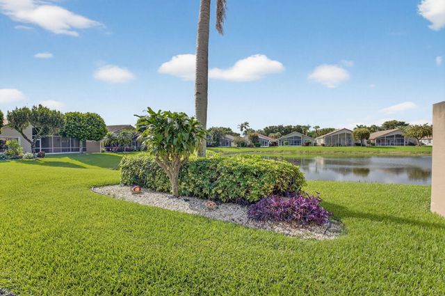 6838 Castlemaine Avenue, Boynton Beach, FL 33437