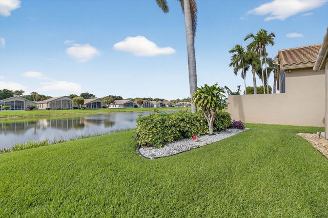 6838 Castlemaine Avenue, Boynton Beach, FL 33437