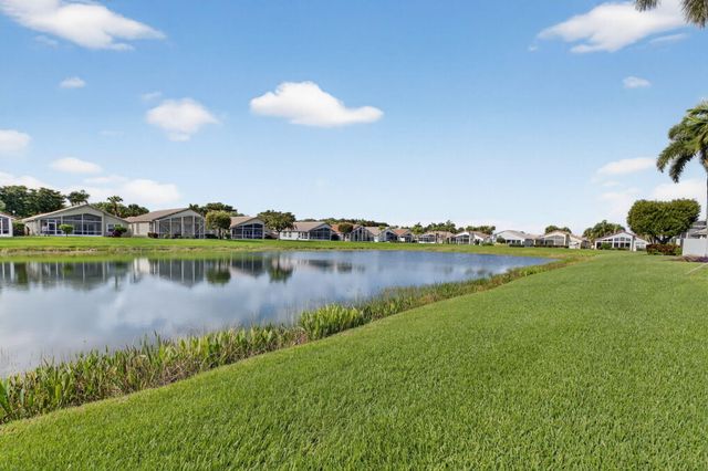 6838 Castlemaine Avenue, Boynton Beach, FL 33437