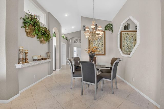 6838 Castlemaine Avenue, Boynton Beach, FL 33437