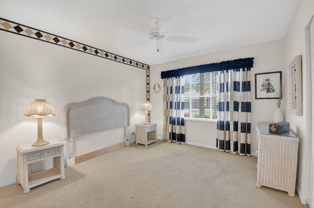 6838 Castlemaine Avenue, Boynton Beach, FL 33437