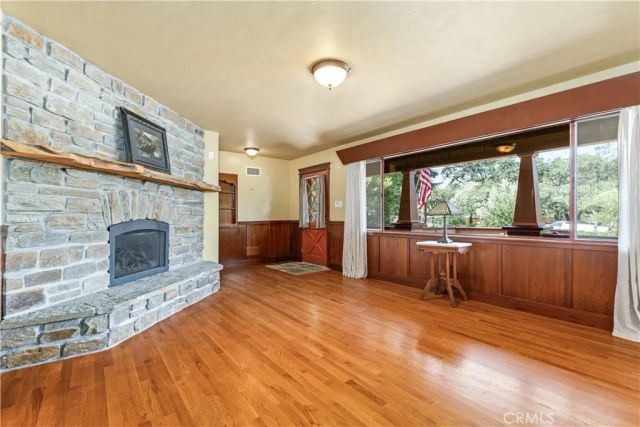370 Pacific Avenue, Paso Robles, CA 93446