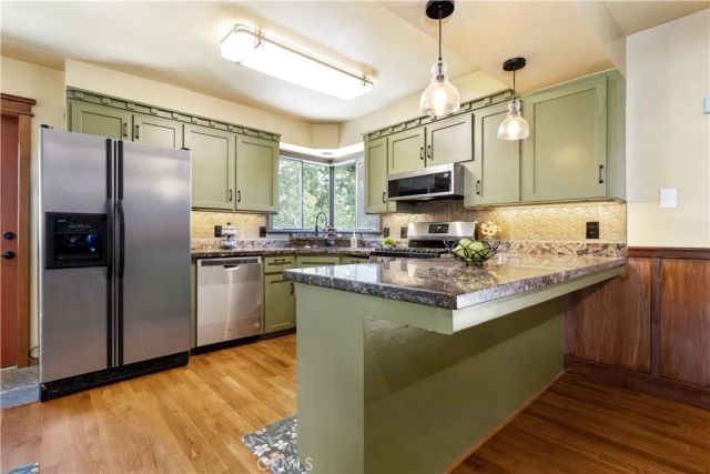 370 Pacific Avenue, Paso Robles, CA 93446