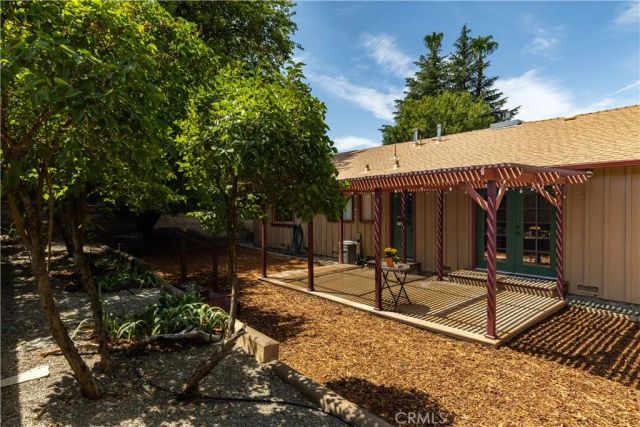 370 Pacific Avenue, Paso Robles, CA 93446
