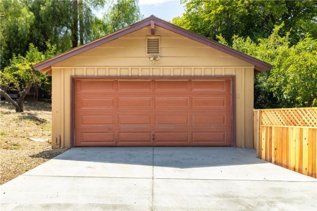 370 Pacific Avenue, Paso Robles, CA 93446