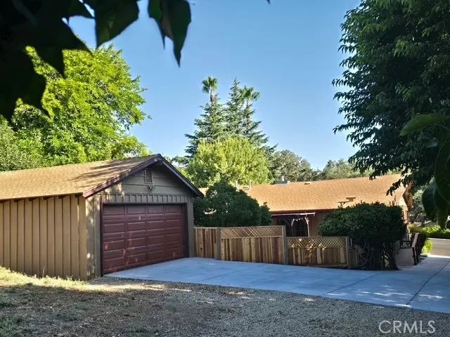 370 Pacific Avenue, Paso Robles, CA 93446