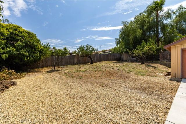 370 Pacific Avenue, Paso Robles, CA 93446