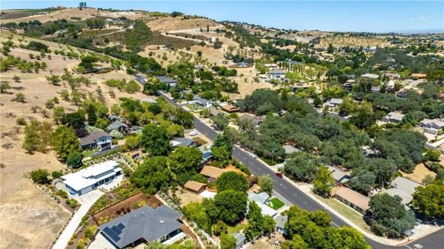 370 Pacific Avenue, Paso Robles, CA 93446