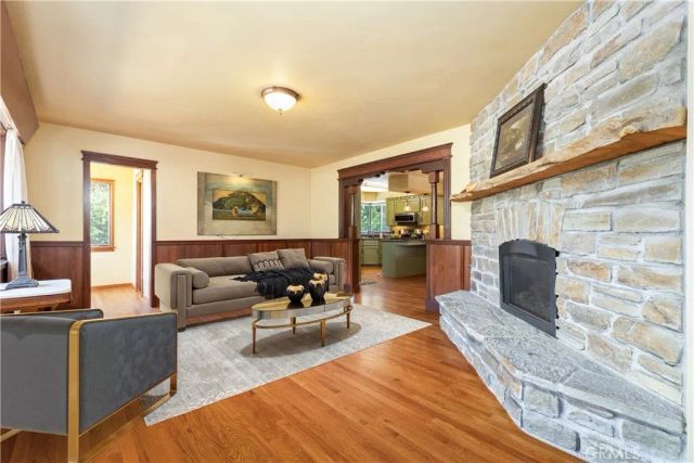 370 Pacific Avenue, Paso Robles, CA 93446