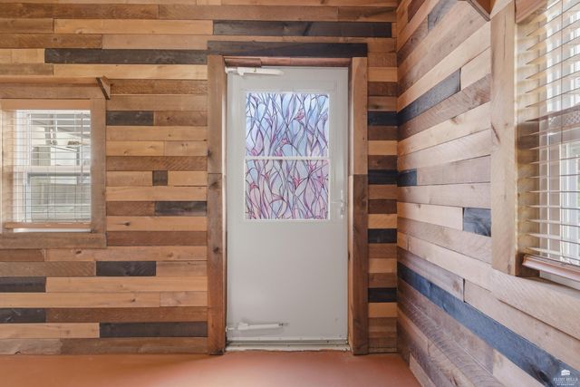 212 Robin Hood Drive, Junction City, KS 66441