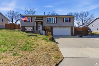 212 Robin Hood Drive, Junction City, KS 66441