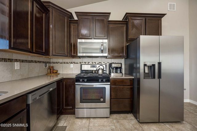 2993 Escenico Court, Las Cruces, NM 88012