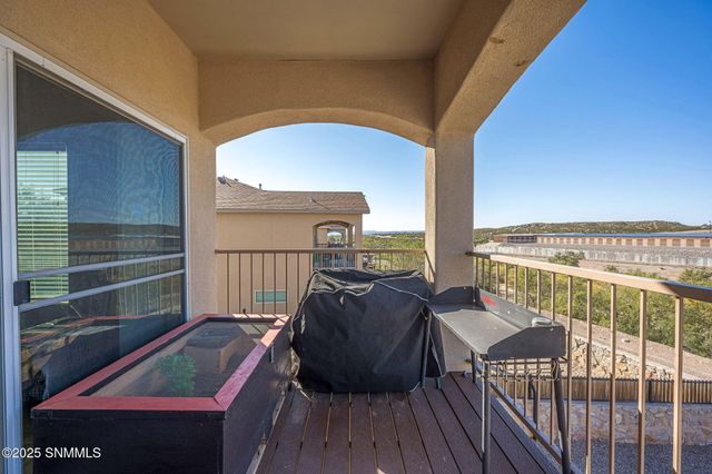 2993 Escenico Court, Las Cruces, NM 88012