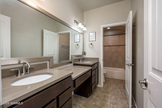 2993 Escenico Court, Las Cruces, NM 88012