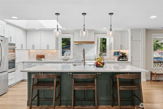19411 NE 159th Street, Woodinville, WA 98077