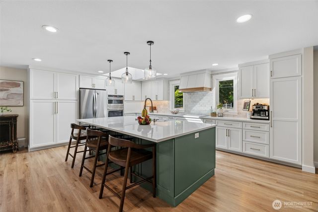19411 NE 159th Street, Woodinville, WA 98077
