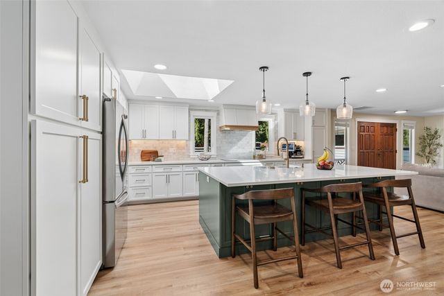 19411 NE 159th Street, Woodinville, WA 98077