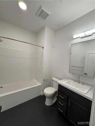 1786 Main Street 115, Buffalo, NY 14208