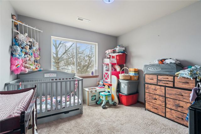 702 L Street SW, Cedar Rapids, IA 52404