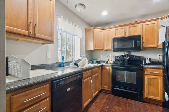 702 L Street SW, Cedar Rapids, IA 52404