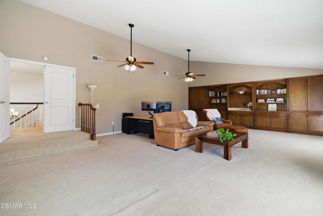18935 Granada Circle, Porter Ranch, CA 91326