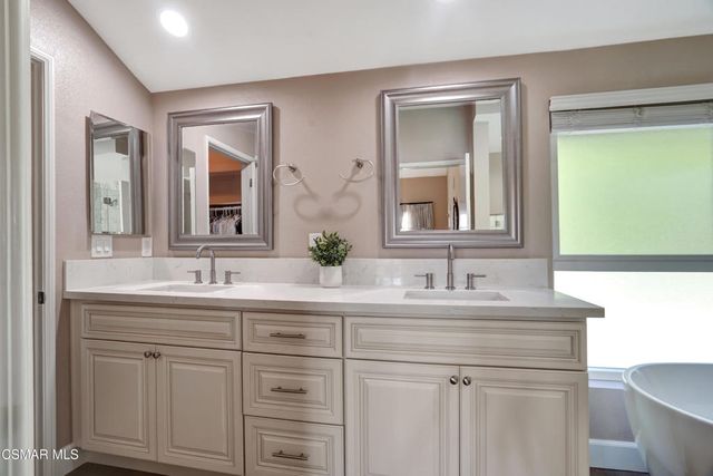 18935 Granada Circle, Porter Ranch, CA 91326