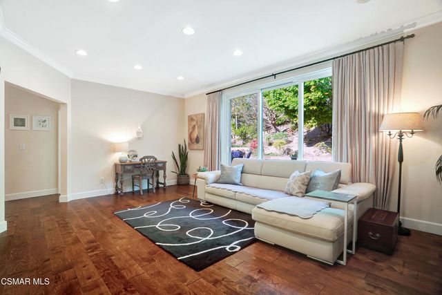 18935 Granada Circle, Porter Ranch, CA 91326