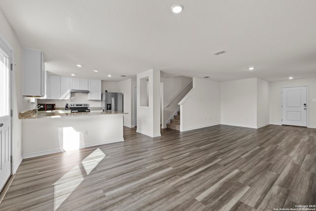 4762 Pico Pico, San Antonio, TX 78222