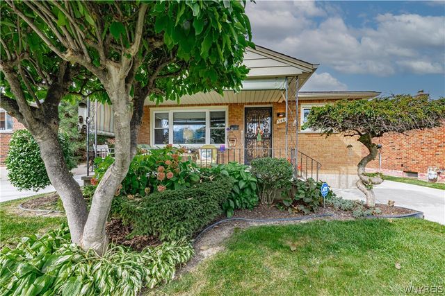 746 82nd Street, Niagara Falls, NY 14304