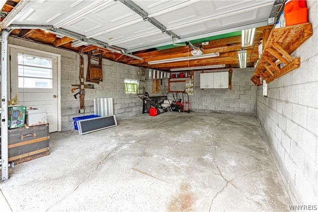 746 82nd Street, Niagara Falls, NY 14304