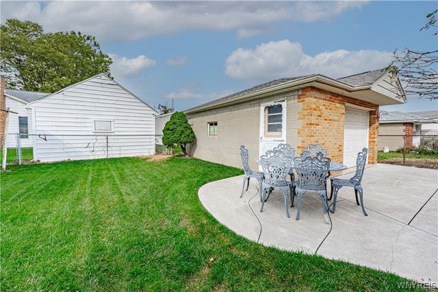 746 82nd Street, Niagara Falls, NY 14304