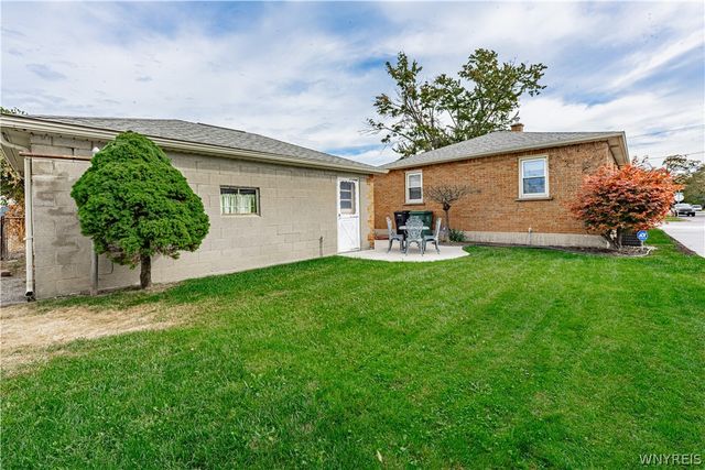 746 82nd Street, Niagara Falls, NY 14304