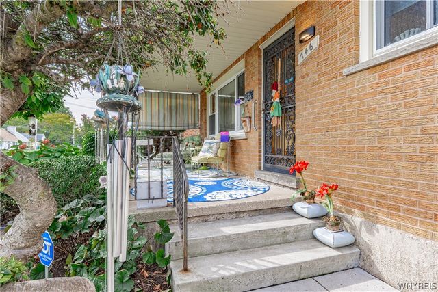 746 82nd Street, Niagara Falls, NY 14304