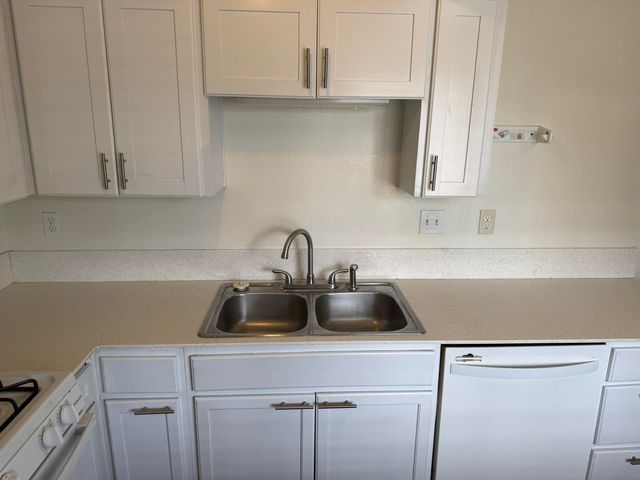 3908 Ortiz Court NE A, Albuquerque, NM 87110