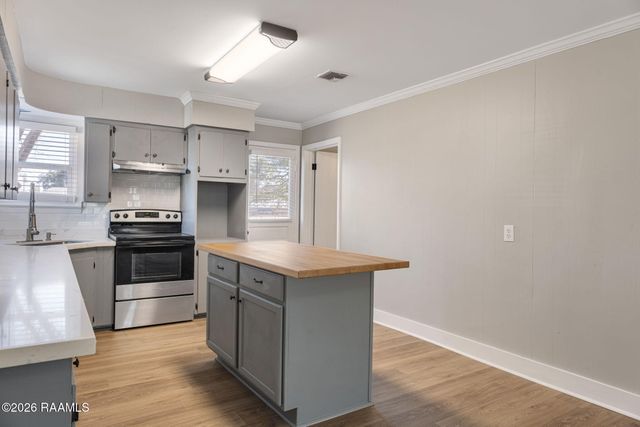 3818 Moss Street, Lafayette, LA 70507