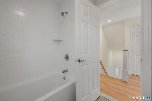 4 Jans Way, Guilford, CT 06437