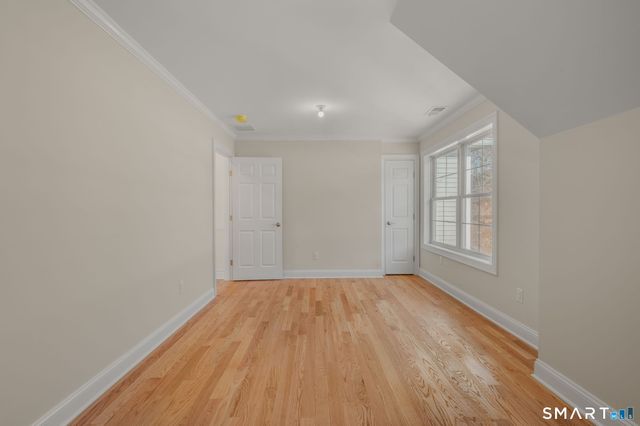 4 Jans Way, Guilford, CT 06437