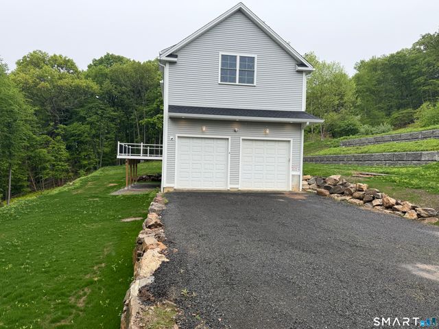 4 Jans Way, Guilford, CT 06437