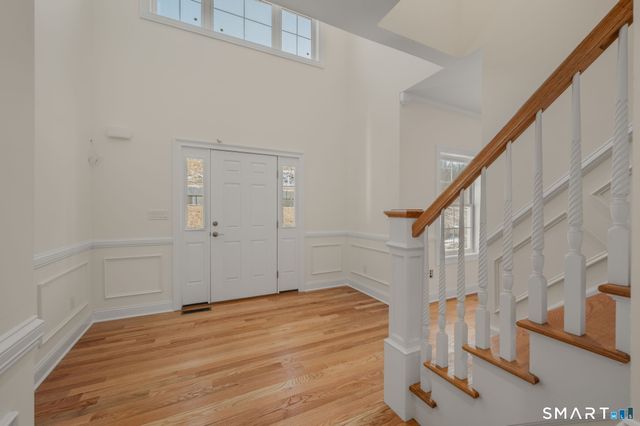 4 Jans Way, Guilford, CT 06437