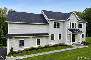 4 Jans Way, Guilford, CT 06437