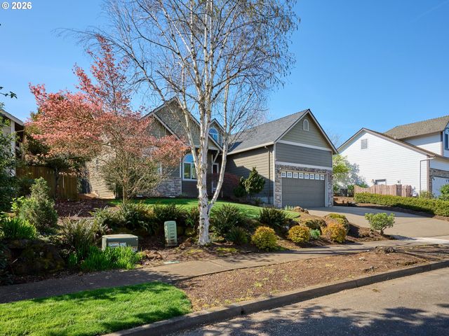 111 BREYONNA Way, Silverton, OR 97381