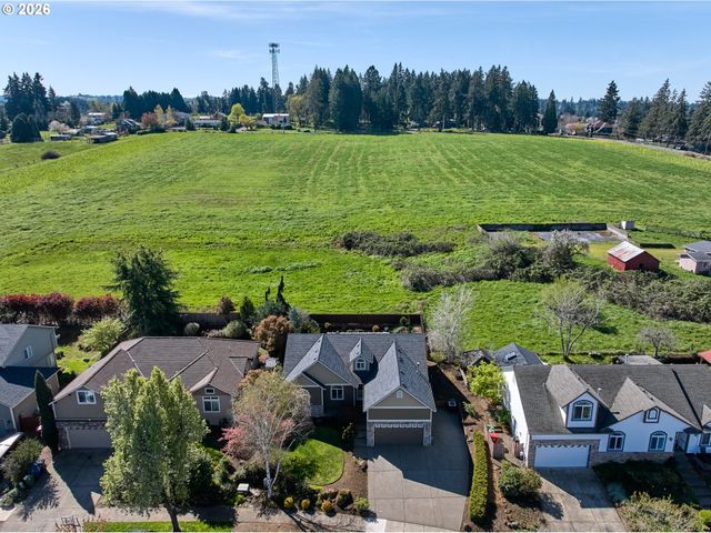 111 BREYONNA Way, Silverton, OR 97381