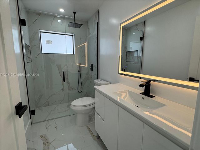 2251 NW 193rd Ter, Miami Gardens, FL 33056