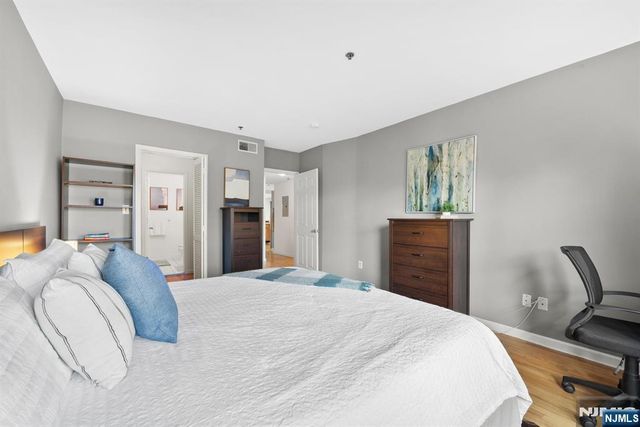 225 Clinton Street 4, Hoboken, NJ 07030