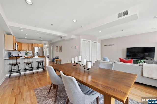 225 Clinton Street 4, Hoboken, NJ 07030