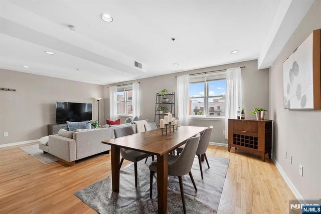 225 Clinton Street 4, Hoboken, NJ 07030