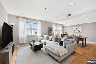 225 Clinton Street 4, Hoboken, NJ 07030