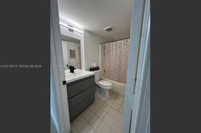 3700 N 56th Ave 1012, Hollywood, FL 33021