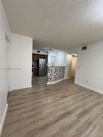 3700 N 56th Ave 1012, Hollywood, FL 33021