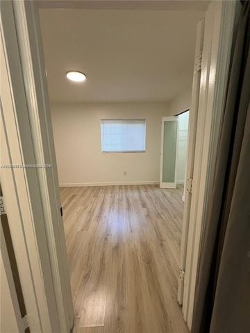 3700 N 56th Ave 1012, Hollywood, FL 33021